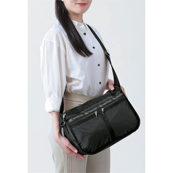 ユキコ・キミジマシリーズ　ショルダーバッグ　ブラック